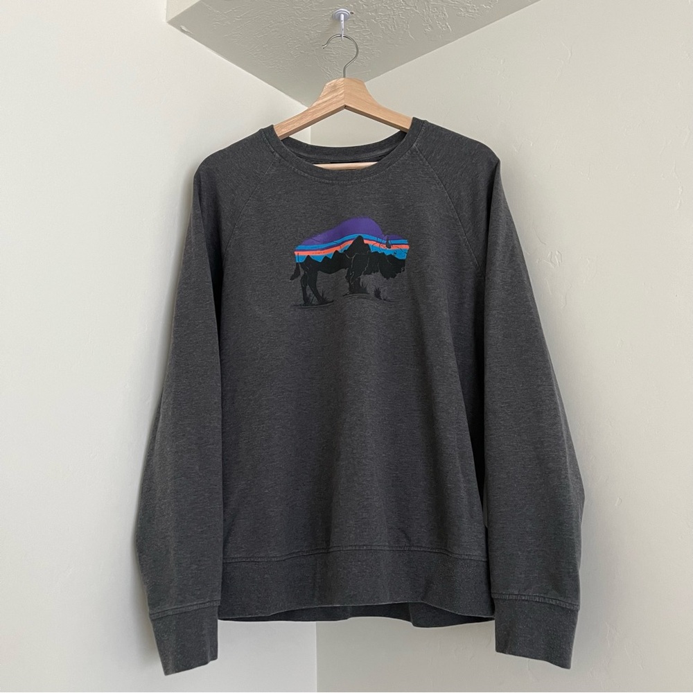 Patagonia bison crewneck sweater size large GUC
